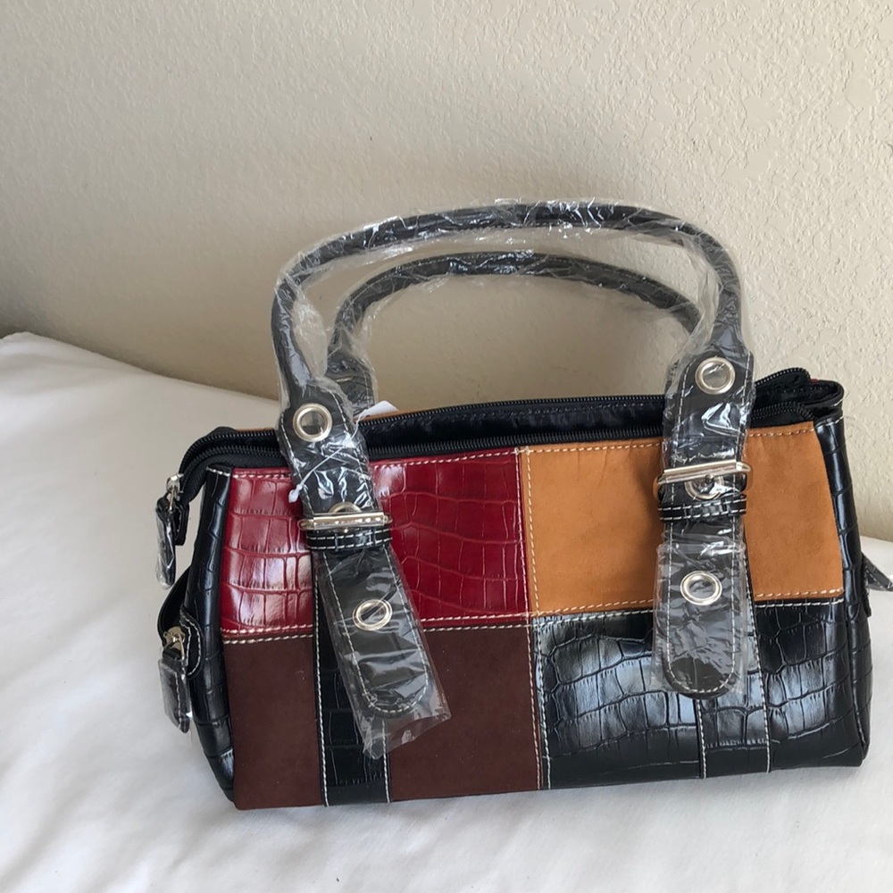 New multiples color purse - Picture 2 of 4